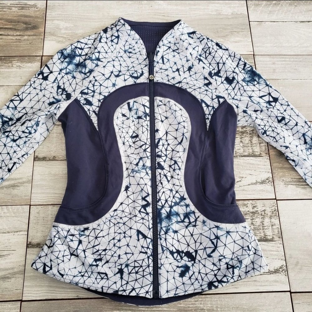 Lululemon Reversible Jacket - Picture 3 of 8
